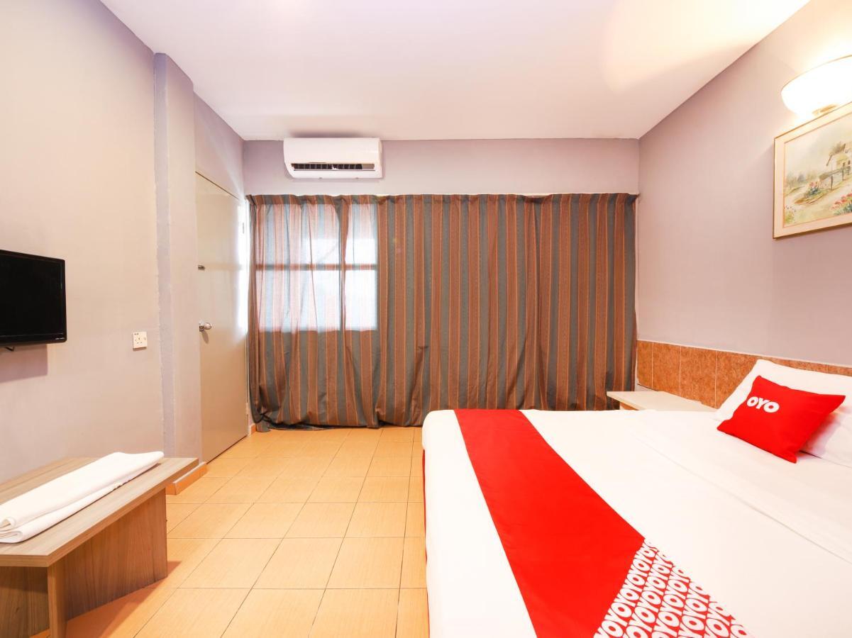 Oyo 89676 Hotel 22 Seremban Exterior photo